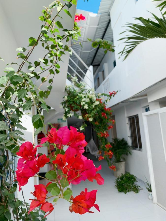 Comunidad Calle 13 Hotel Boutique Santa Marta  Exterior photo